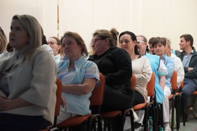 Zaměstnanci nemocnic AGEL Středomoravská nemocniční a.s. se vzdělávali v oblasti kyberbezpečnosti. Besedy vedla Policie ČR