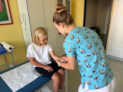 Bodnutí hmyzem: Kdy stačí domácí léčba a kdy už je čas vyhledat lékaře